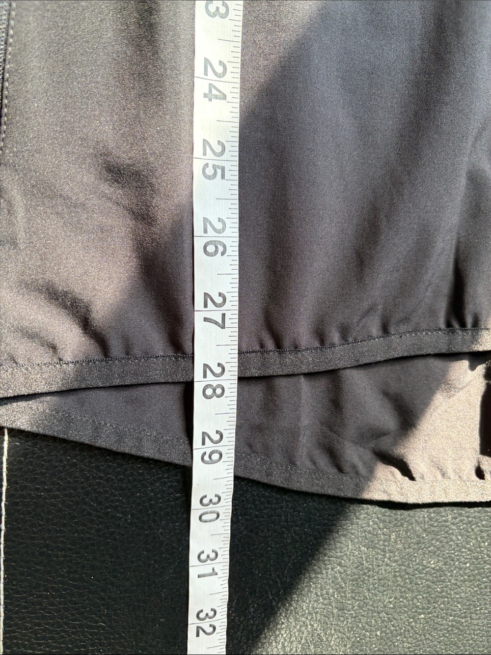 Vuori Outdoor Trainer Shell Black Mens Hooded Jacket Stretch Pockets Sz L - Picture 15 of 16